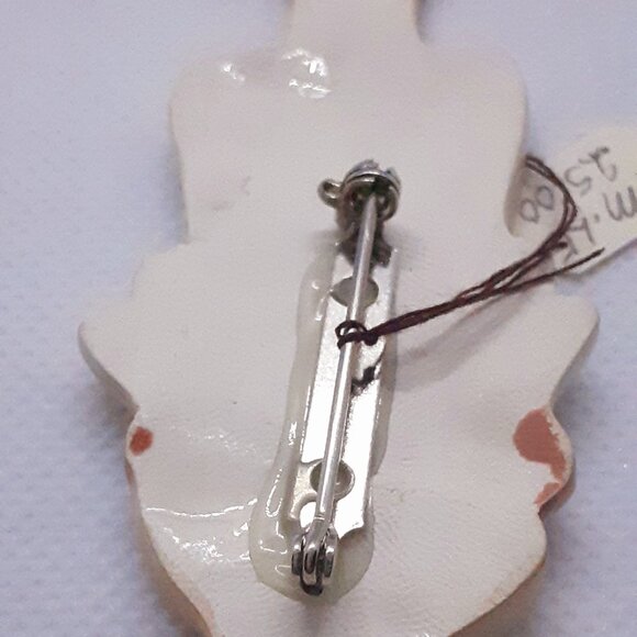 New ExClaymations Art to Wear Shopping Angel Pin trimmed in 22 kt gold - Picture 4 of 13